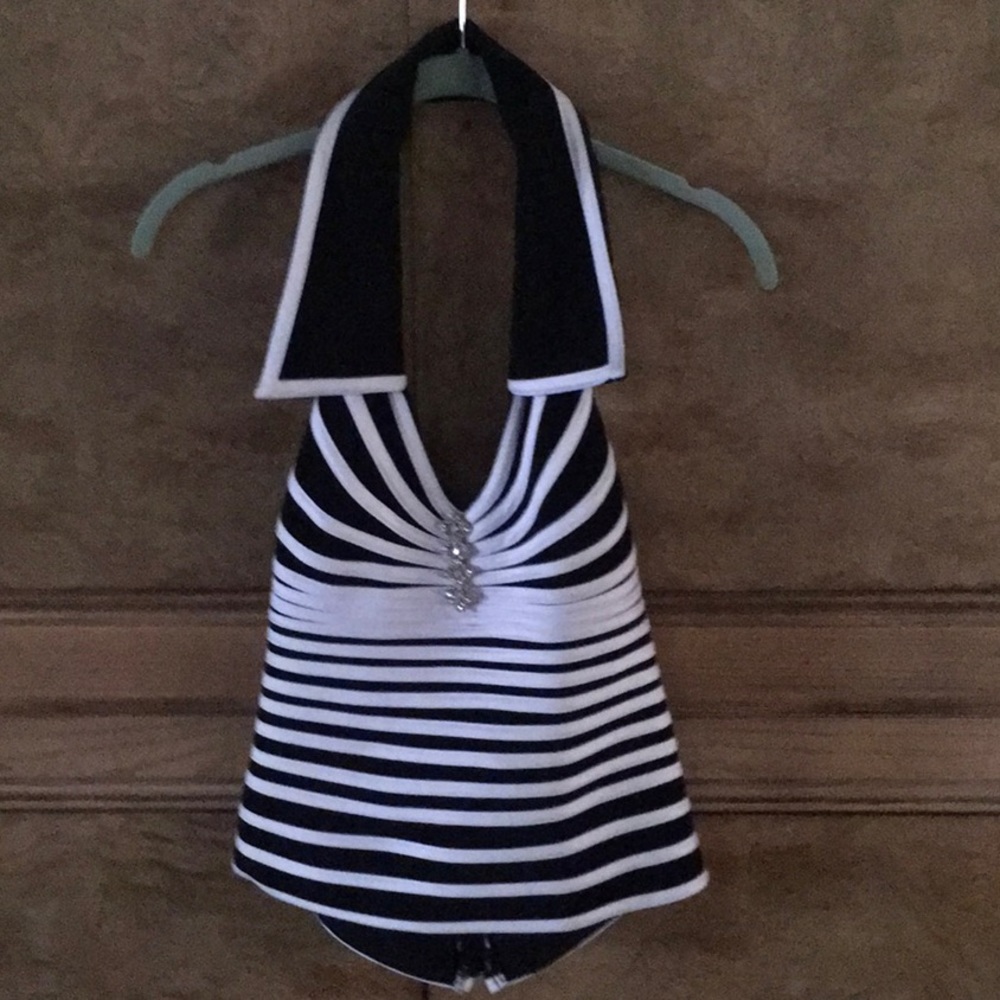 Dressy sexy halter style top